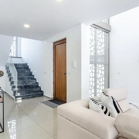 Villa Scandinavia - Private Heated Pool By Silver Prop *